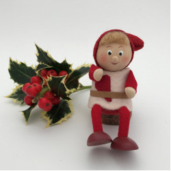 Wooden Nisse - Pink Tunic with Red Heart
